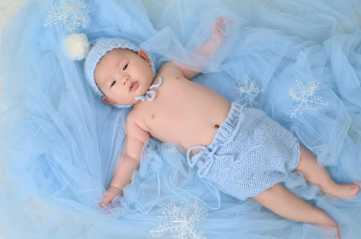 鞍山宝宝要不要穿袜子